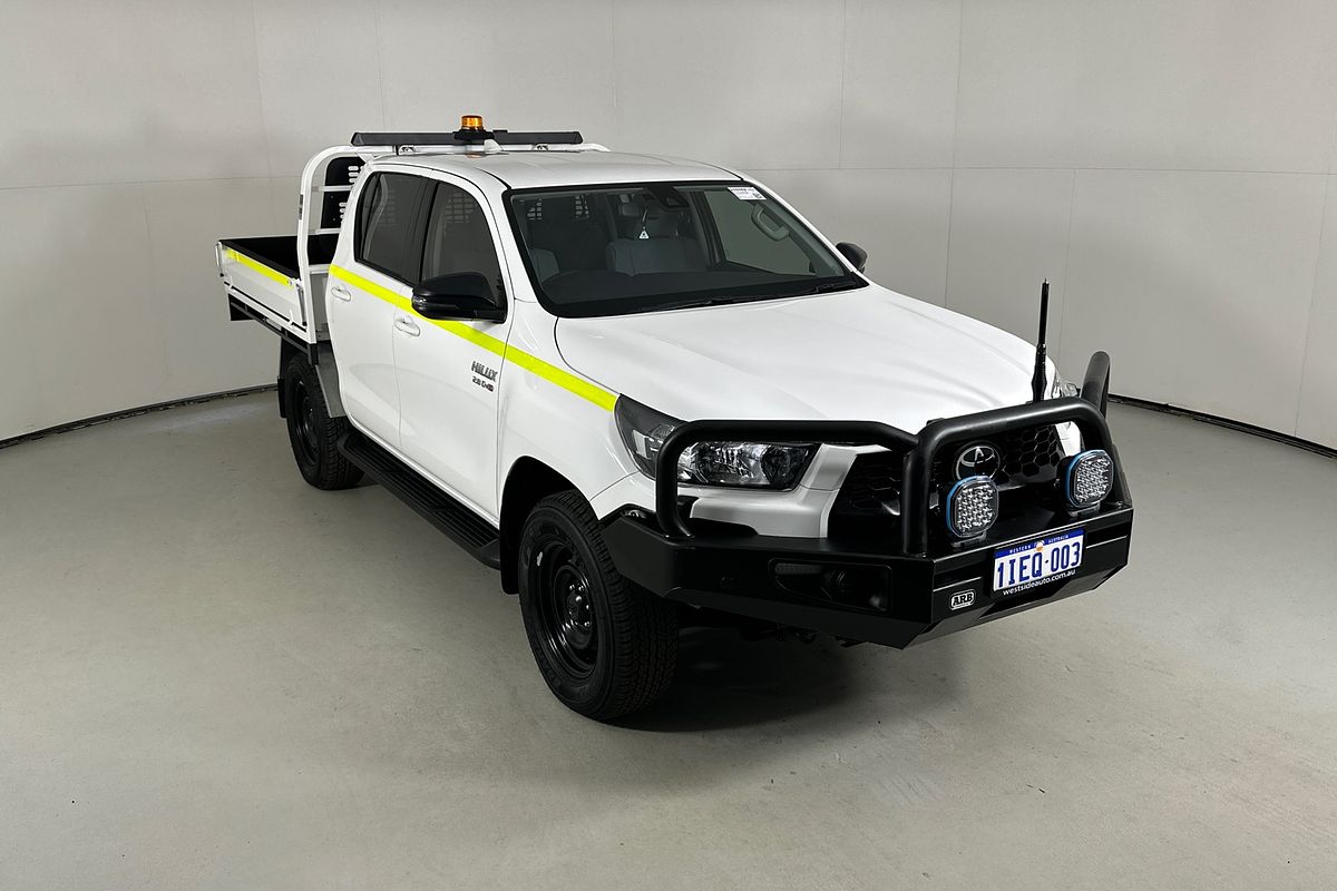 2024 Toyota HILUX SR (4x4) STEEL WHEELS GUN126R FACELIFT 4X4