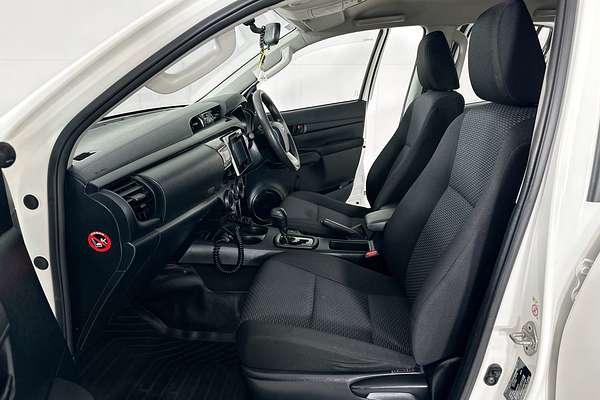 2017 Toyota HILUX WORKMATE (4x4) GUN125R 4X4