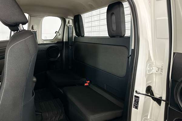2024 Toyota HILUX SR (4x4) GUN126R 4X4