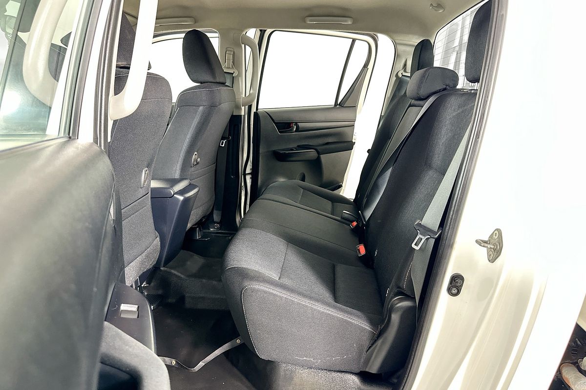 2022 Toyota HILUX SR (4x4) GUN126R 4X4