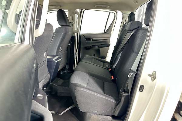 2022 Toyota HILUX SR (4x4) GUN126R 4X4