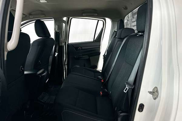 2022 Toyota HILUX SR (4x4) GUN126R 4X4