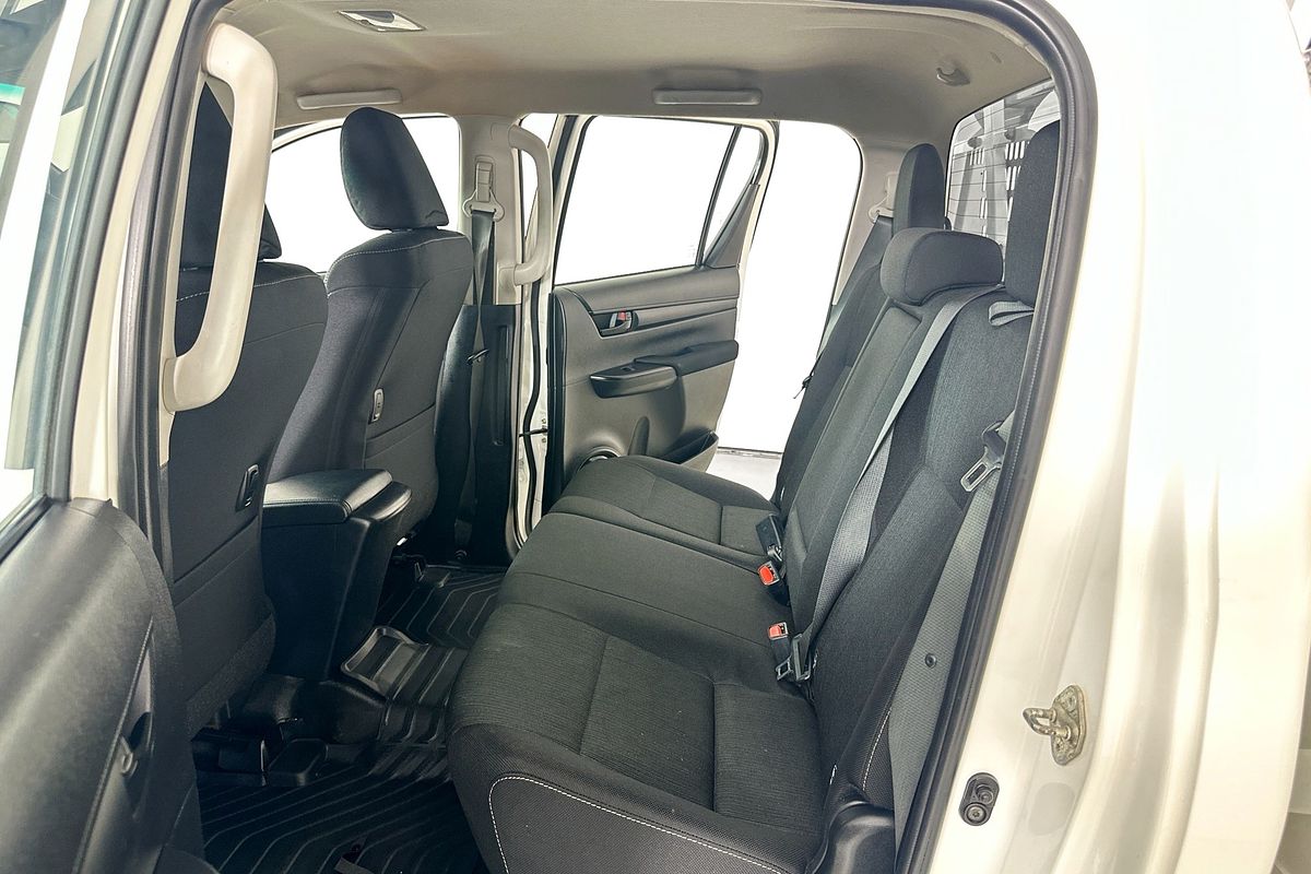 2022 Toyota HILUX SR (4x4) GUN126R 4X4