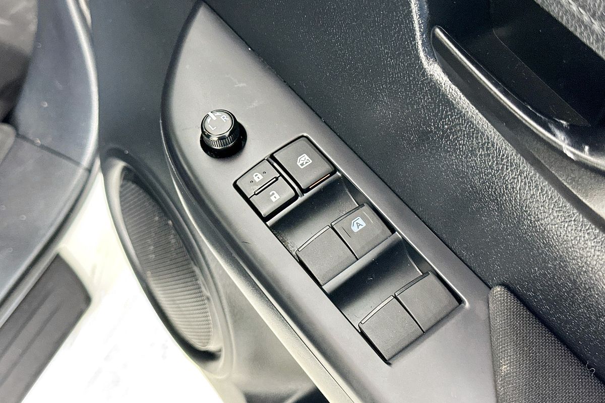 2022 Toyota HILUX WORKMATE (4x2) TGN121R REAR WHEEL DRIVE