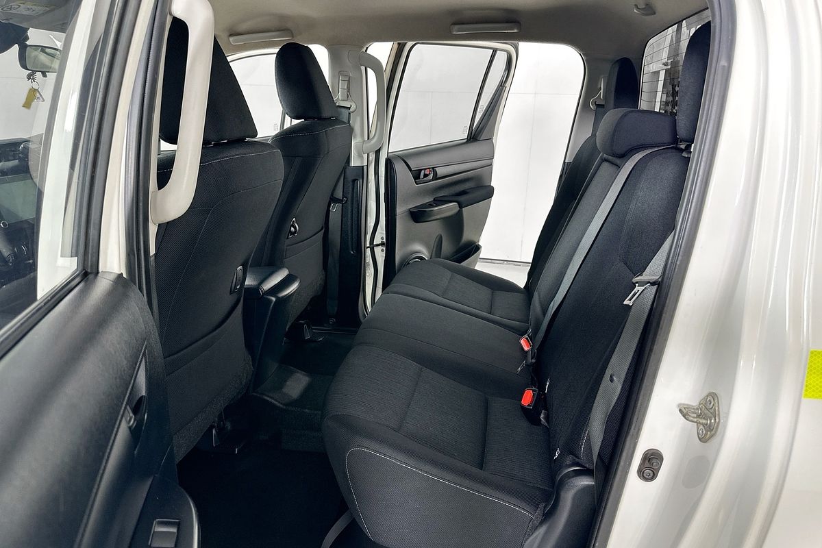 2022 Toyota HILUX SR (4x4) GUN126R 4X4