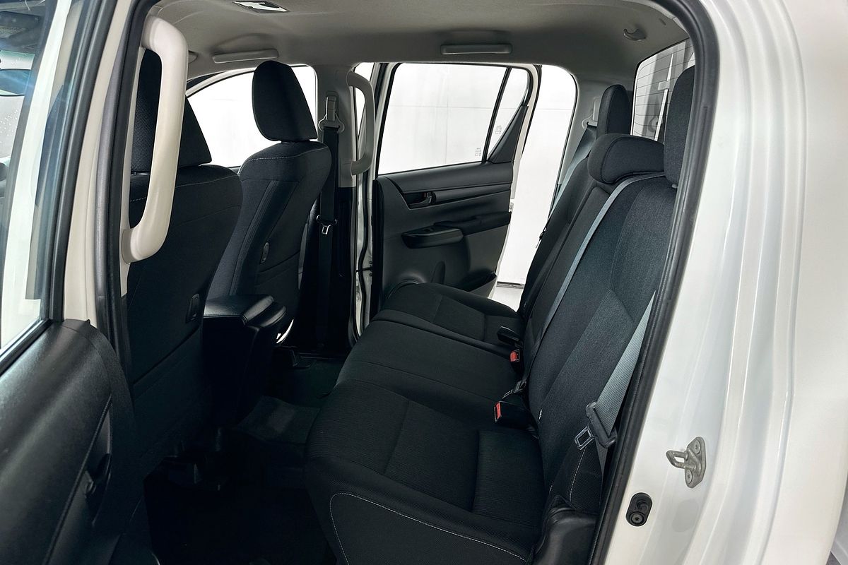 2022 Toyota HILUX SR (4x4) GUN126R 4X4