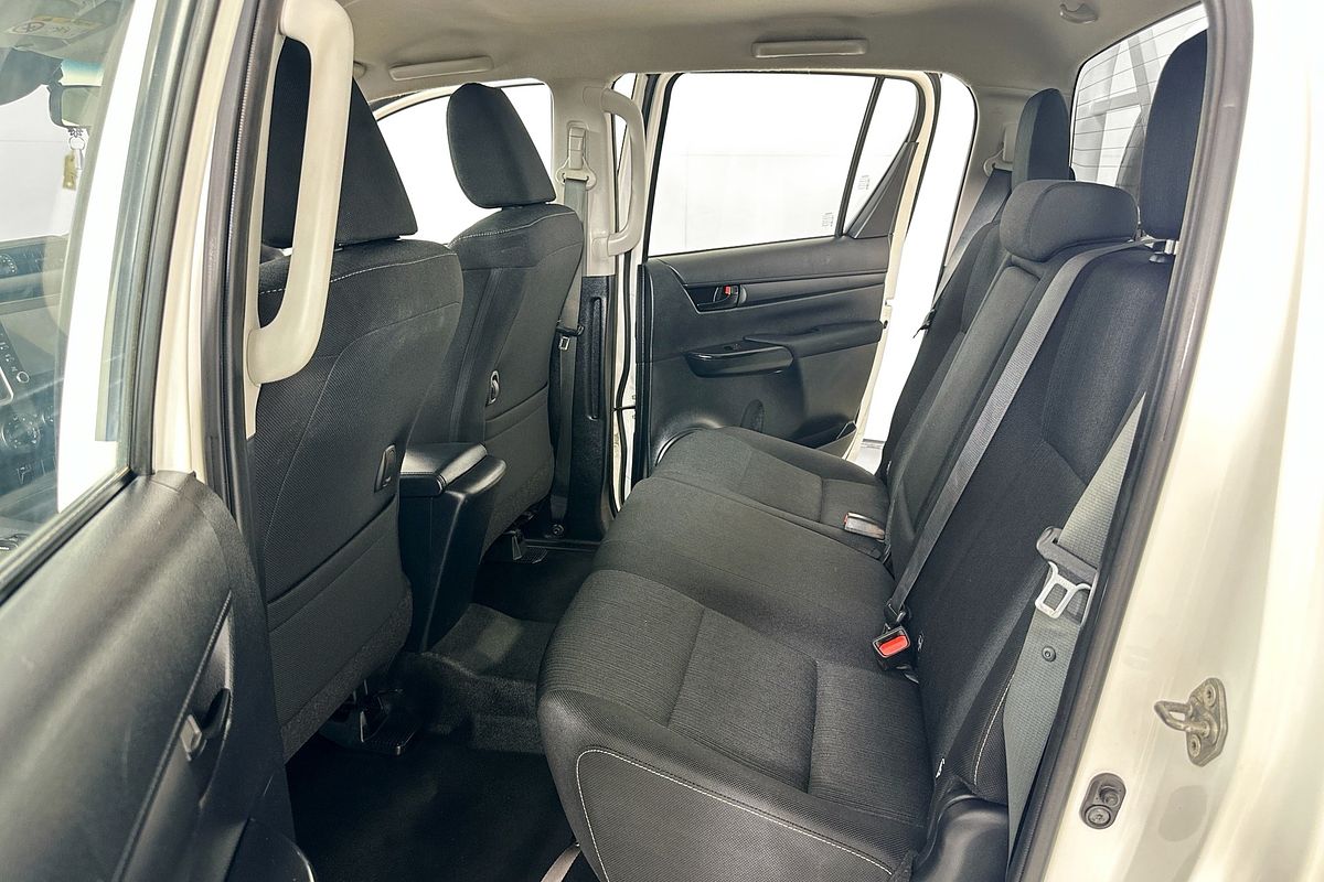 2022 Toyota HILUX SR (4x4) GUN126R 4X4