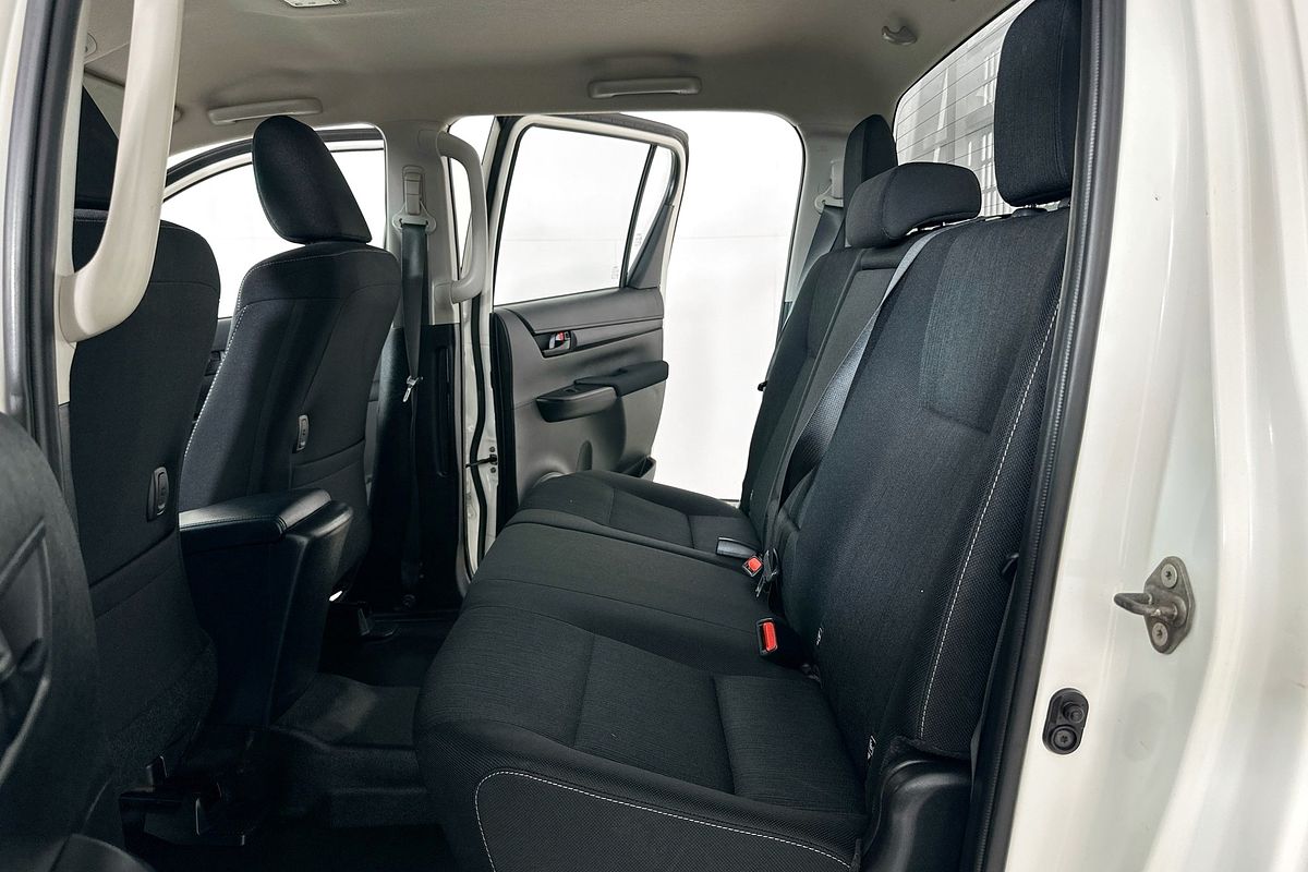 2022 Toyota HILUX SR (4x4) GUN126R 4X4