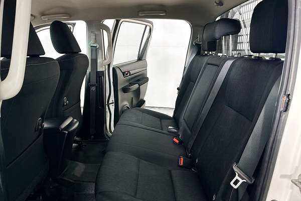 2021 Toyota HILUX SR (4x4) GUN126R 4X4