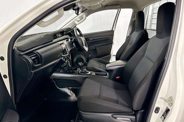 2022 Toyota HILUX WORKMATE (4x2) TGN121R 4x2