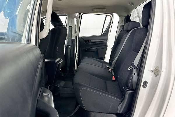 2022 Toyota HILUX SR (4x4) GUN126R 4X4