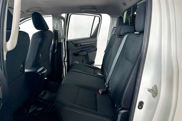 2022 Toyota HILUX SR (4x4) GUN126R 4X4