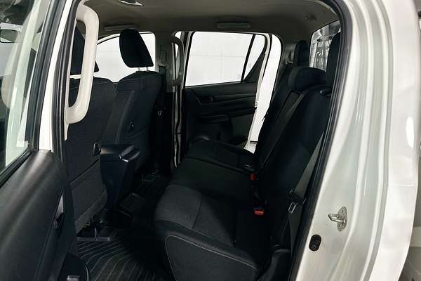 2022 Toyota HILUX SR (4x4) GUN126R 4X4