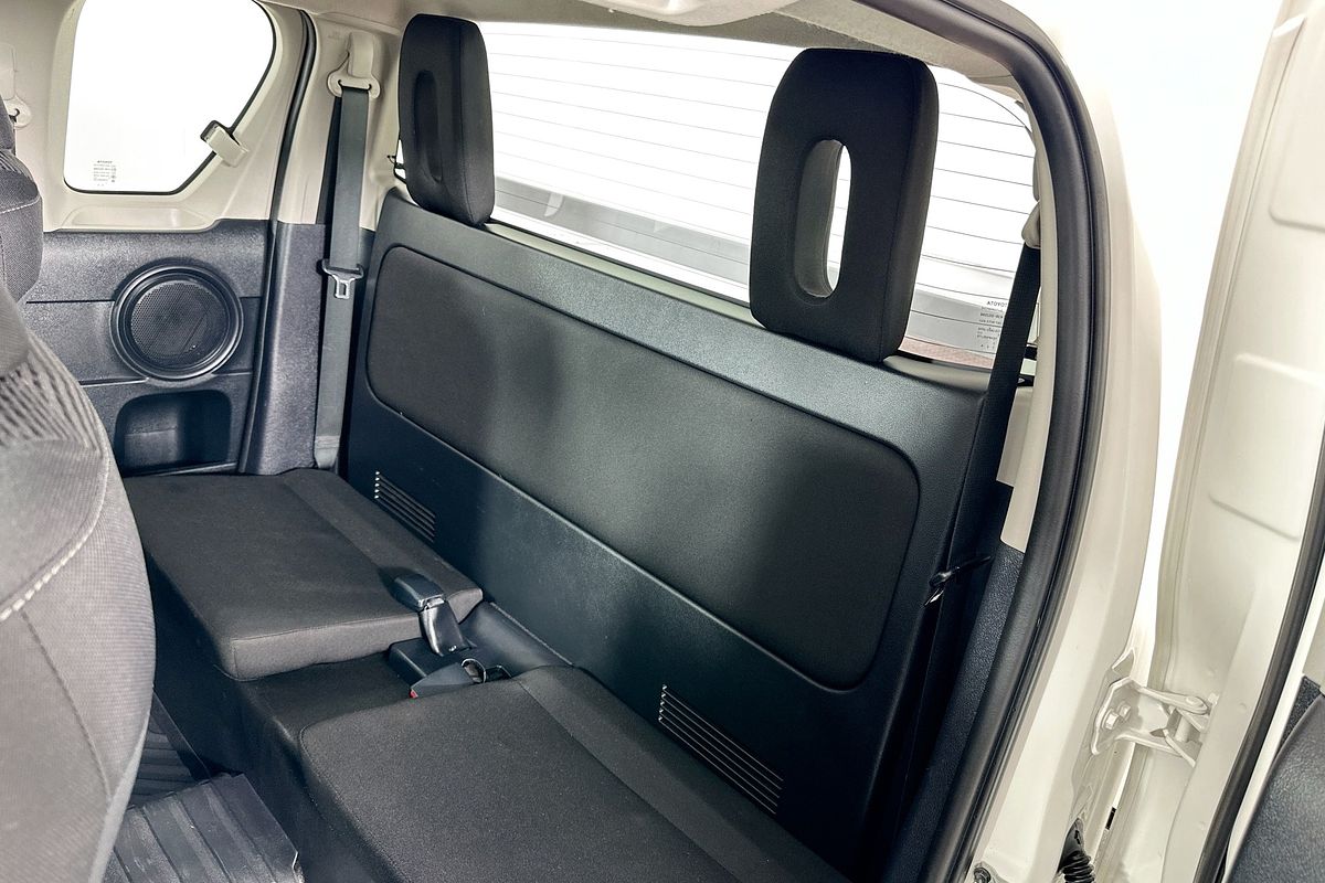 2021 Toyota HILUX SR (4x4) GUN126R 4X4