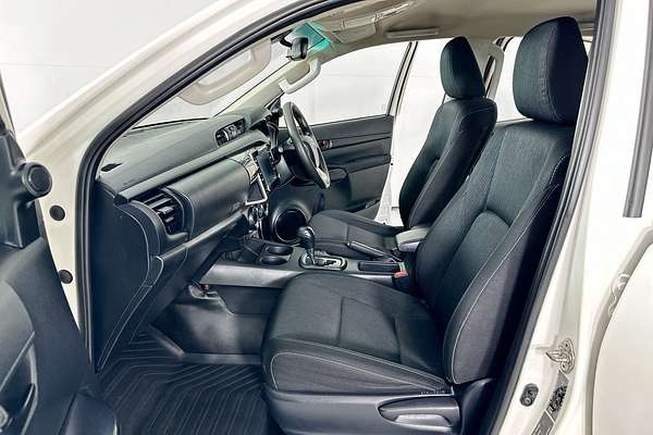 2022 Toyota HILUX SR (4x4) GUN126R 4X4