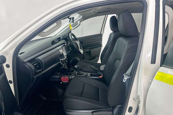 2023 Toyota HILUX SR (4x4) GUN126R 4X4