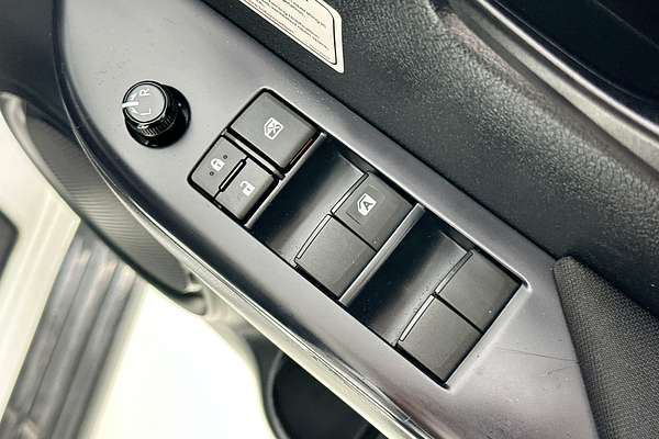 2022 Toyota HILUX SR (4x4) GUN126R 4X4