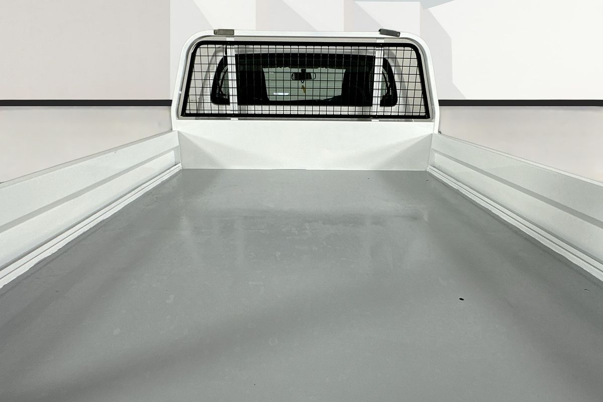 2016 Toyota Hilux WORKMATE GUN122R REAR WHEEL DRIVE