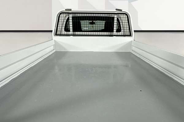 2016 Toyota Hilux WORKMATE GUN122R REAR WHEEL DRIVE