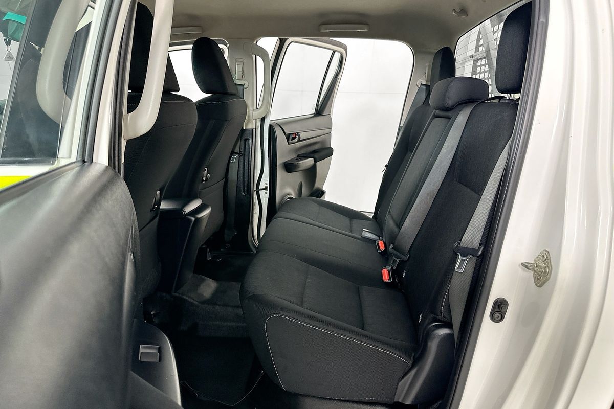 2022 Toyota HILUX SR (4x4) GUN126R 4X4