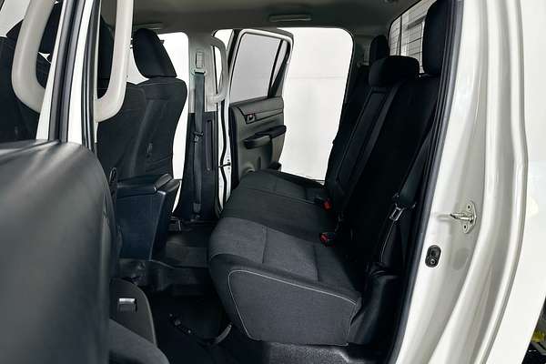 2020 Toyota HILUX SR (4x4) GUN126R MY19 UPGRADE 4X4