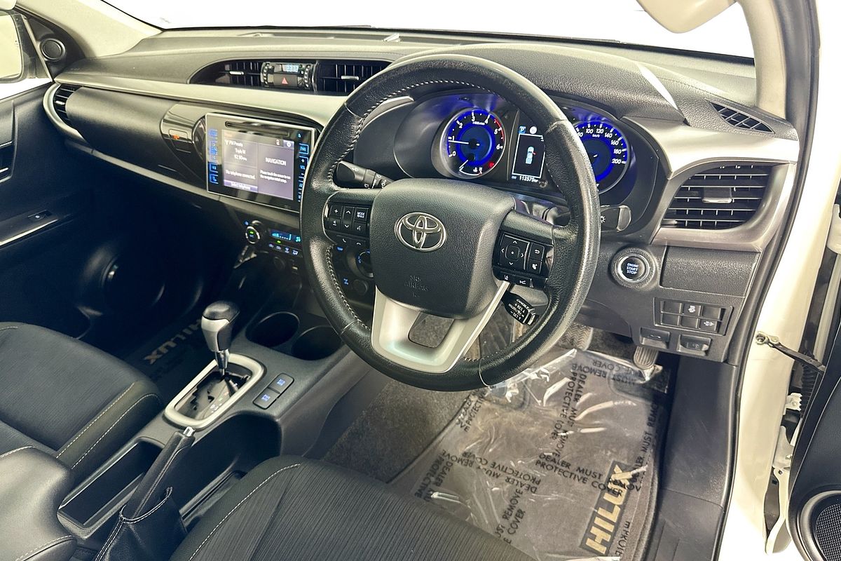 2019 Toyota HILUX SR5 (4x4) GUN126R MY19 4X4