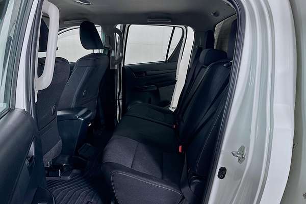 2018 Toyota HILUX SR GUN126R 4X4
