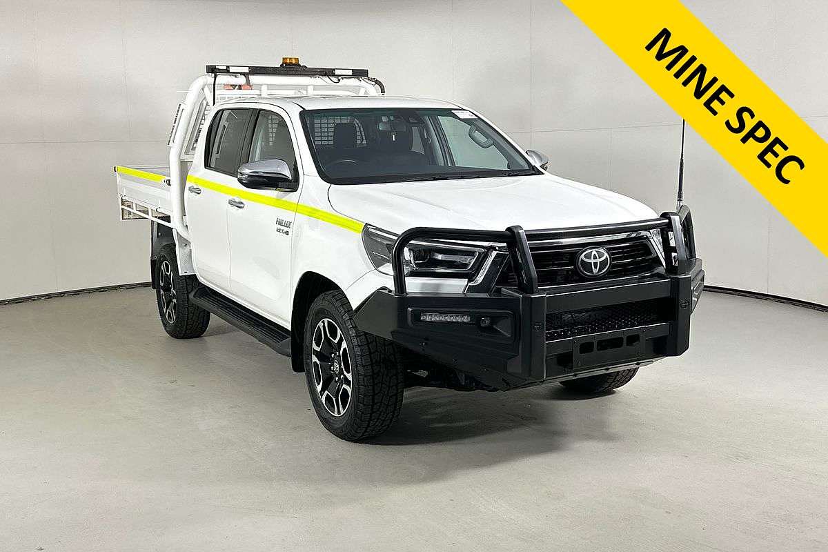 2021 Toyota HILUX SR5 (4x4) GUN126R FACELIFT 4X4