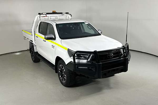 2021 Toyota HILUX SR5 (4x4) GUN126R FACELIFT 4X4