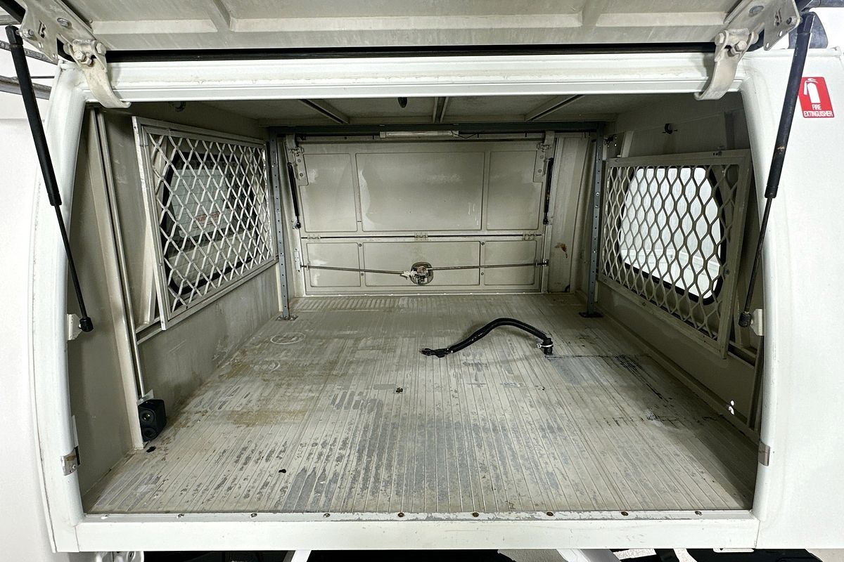 2015 Toyota HILUX SR (4x4) KUN26R MY14 4X4