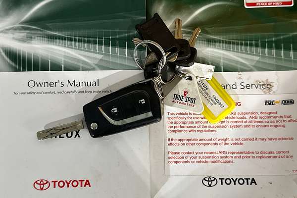 2020 Toyota HILUX SR (4x4) GUN126R MY19 UPGRADE 4X4