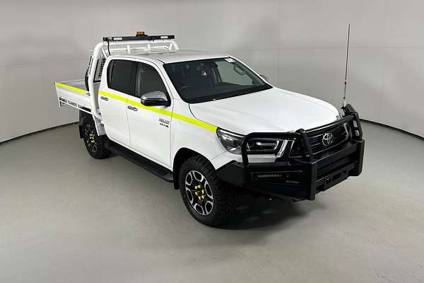 2021 Toyota HILUX SR5 (4x4) GUN126R FACELIFT 4X4