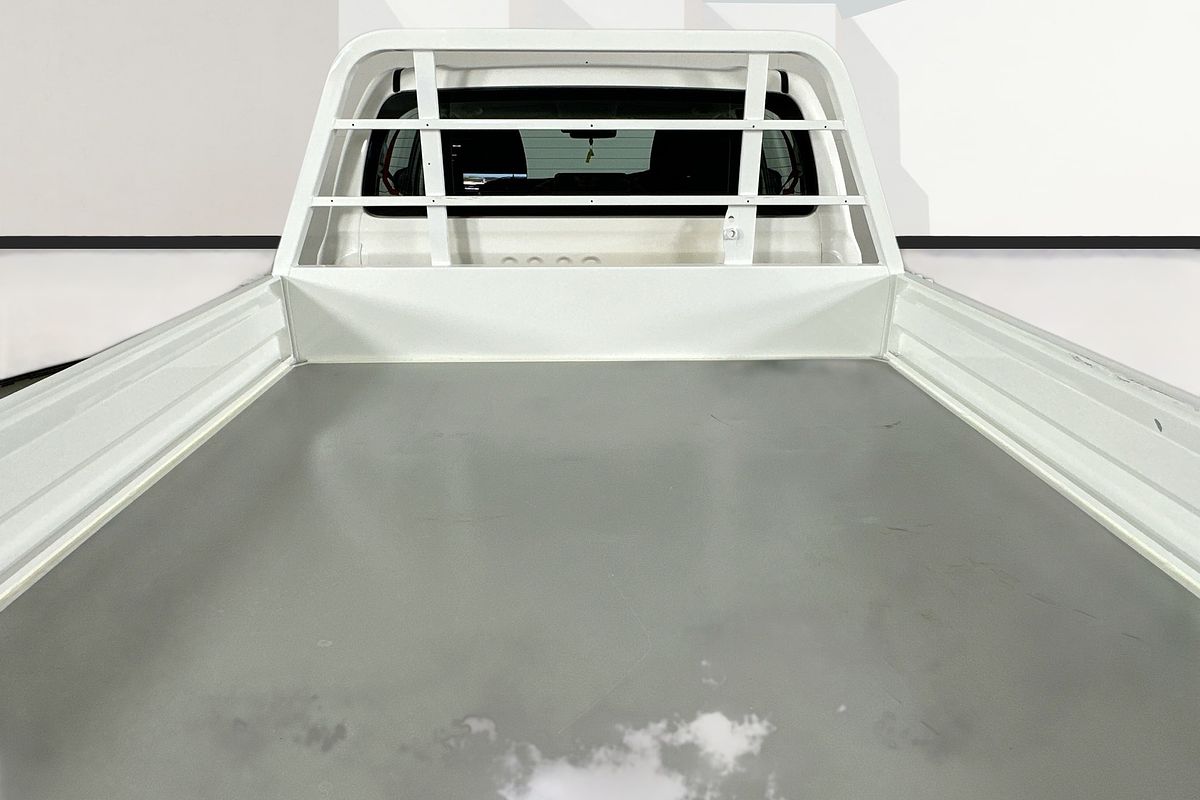 2020 Toyota HILUX SR (4x4) GUN126R FACELIFT 4X4