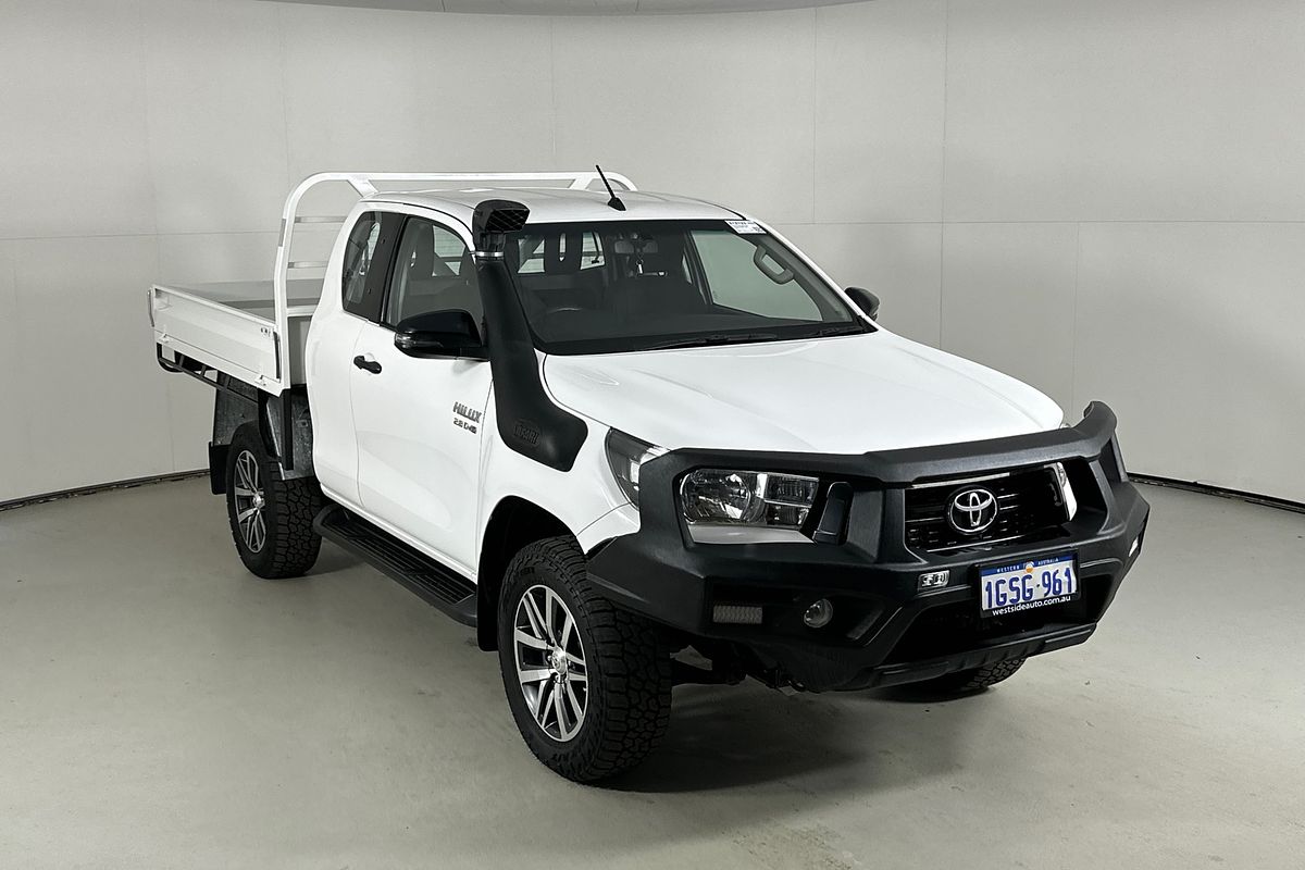 2018 Toyota HILUX SR (4x4) GUN126R MY19 4X4