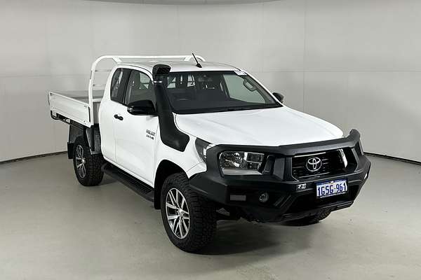 2018 Toyota HILUX SR (4x4) GUN126R MY19 4X4