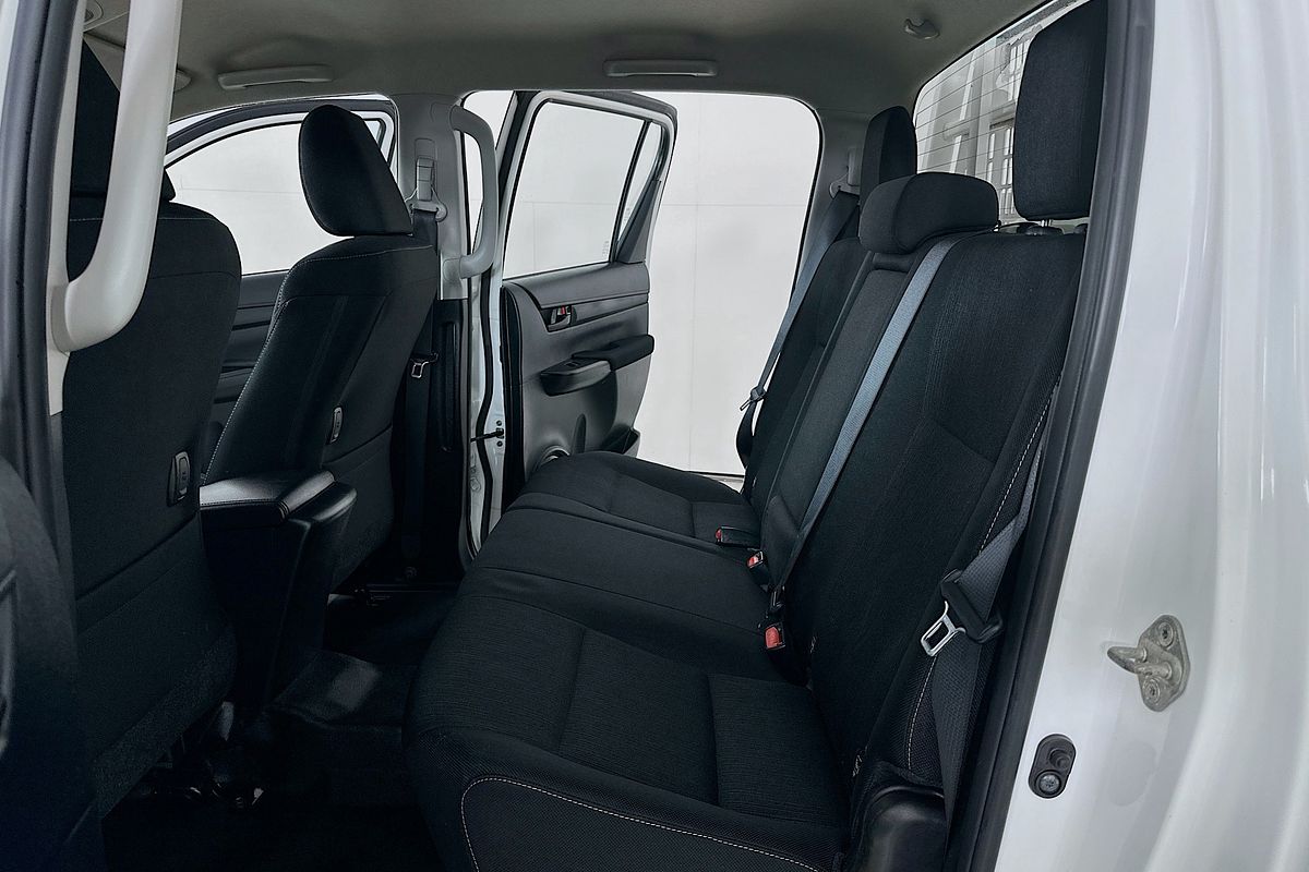 2018 Toyota HILUX SR GUN126R 4X4