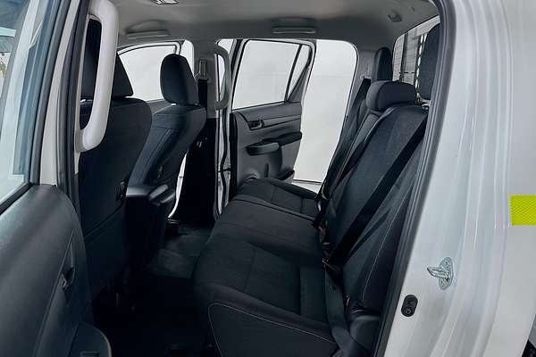 2023 Toyota Hilux SR GUN126R 4X4