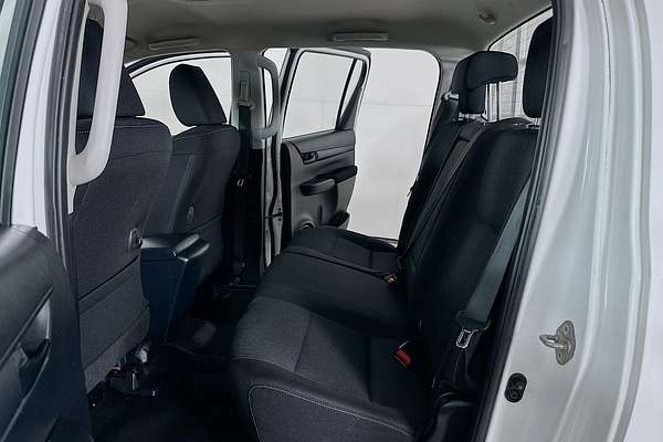 2020 Toyota HILUX SR (4x4) GUN126R MY19 UPGRADE 4X4