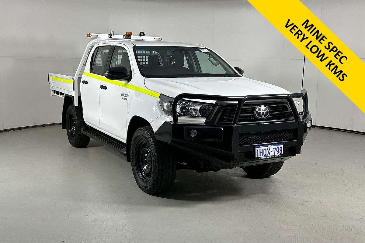 2022 Toyota HILUX SR (4x4) STEEL WHEELS GUN126R 4X4