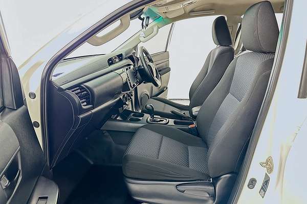 2022 Toyota HILUX WORKMATE (4x4) GUN125R 4X4