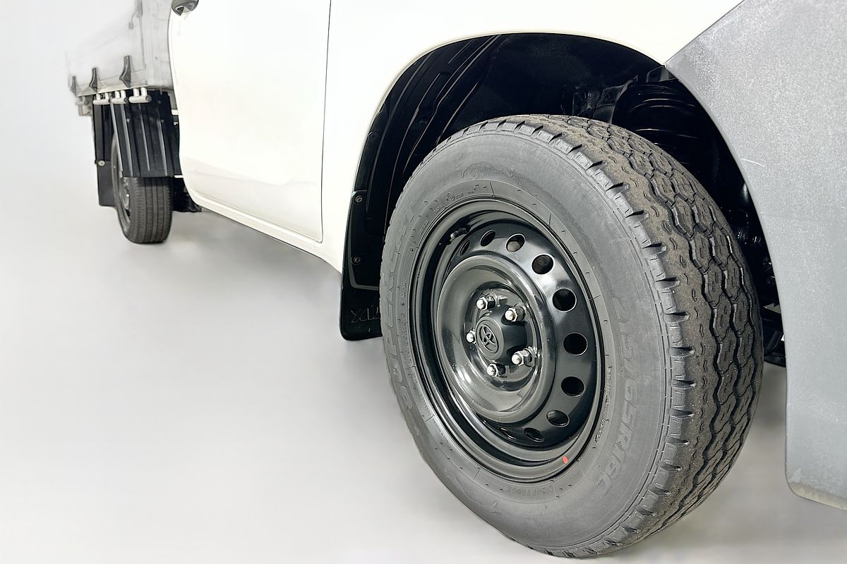 2017 Toyota HILUX WORKMATE GUN122R REAR WHEEL DRIVE