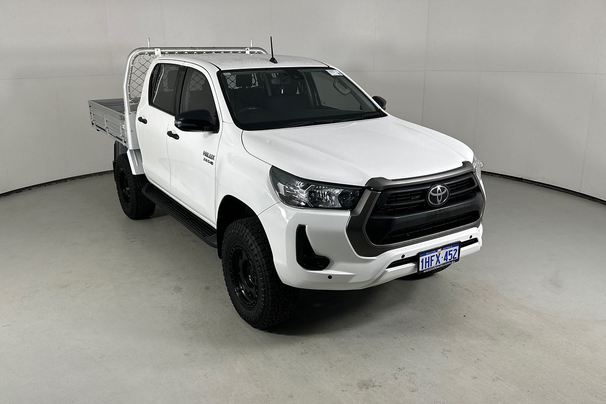 2020 Toyota HILUX SR (4x4) GUN126R FACELIFT 4X4