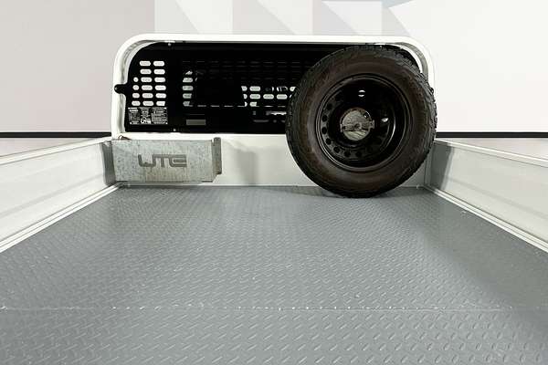 2021 Toyota HILUX SR (4x4) GUN126R 4X4