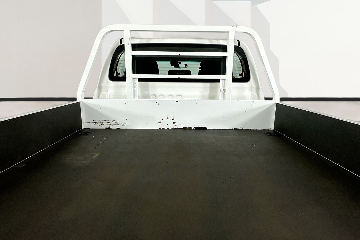 2020 Toyota HILUX SR (4x4) GUN126R FACELIFT 4X4