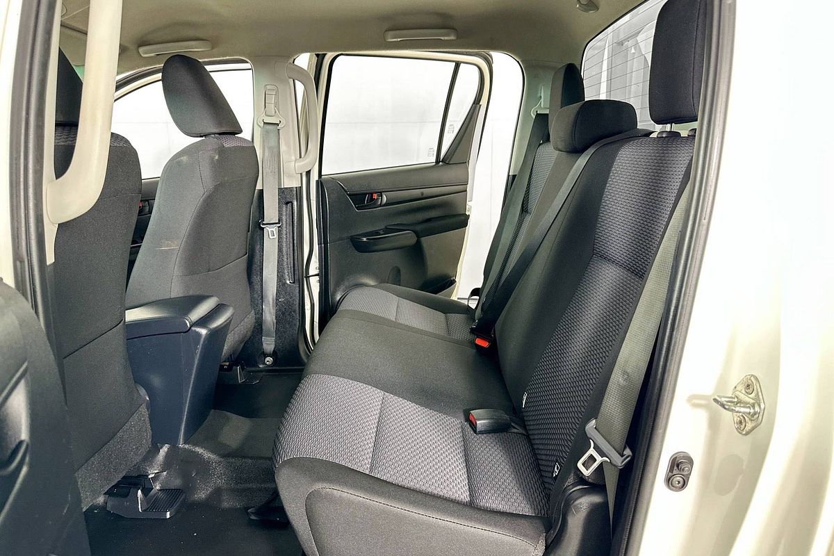 2021 Toyota HILUX WORKMATE (4x4) GUN125R FACELIFT 4X4