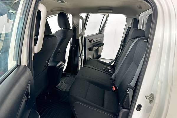 2022 Toyota HILUX SR (4x4) GUN126R 4X4