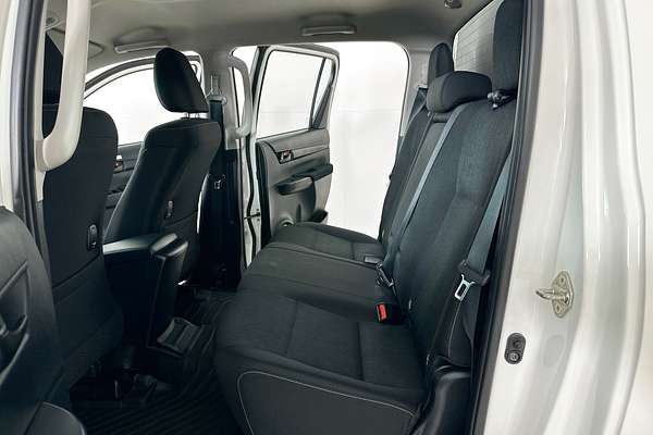 2024 Toyota HILUX SR (4x4) GUN126R 4X4