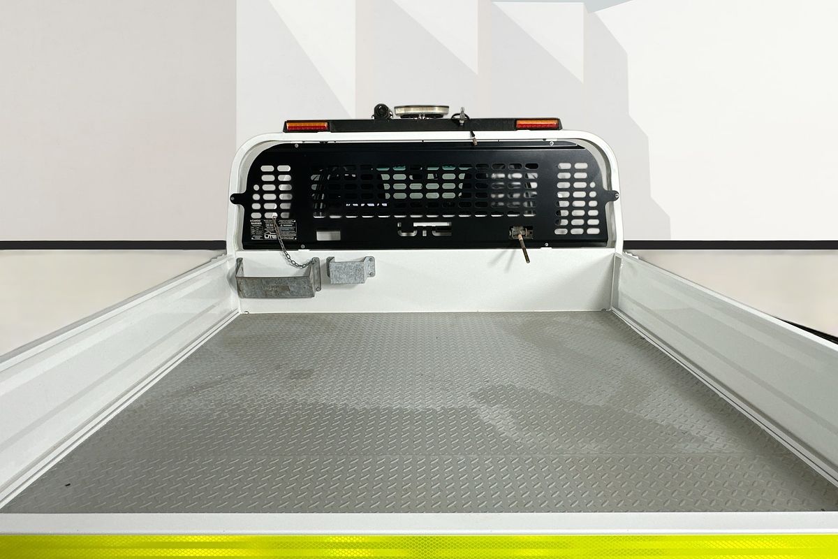 2021 Toyota HILUX SR (4x4) GUN126R FACELIFT 4X4