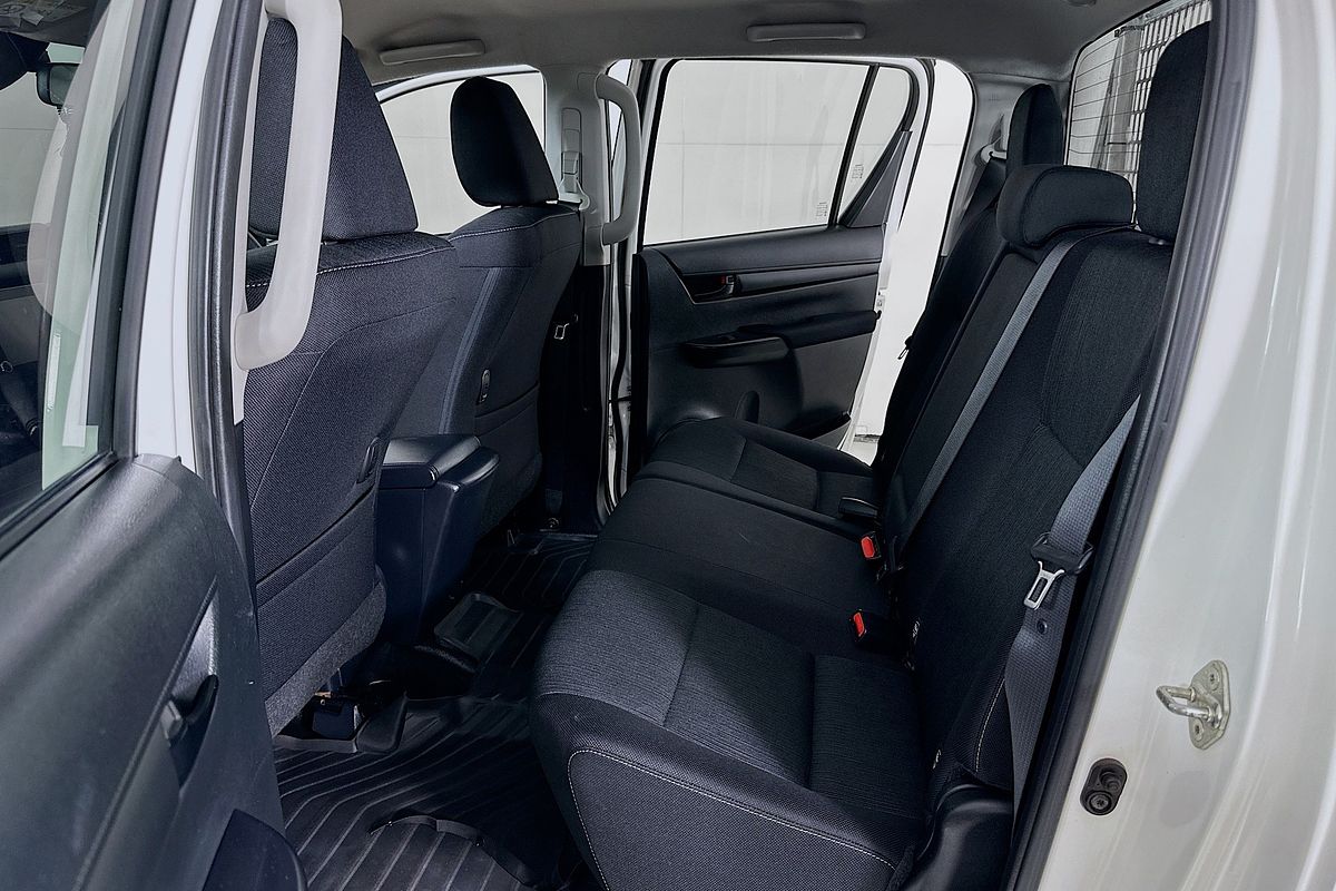 2022 Toyota HILUX SR (4x4) GUN126R 4X4