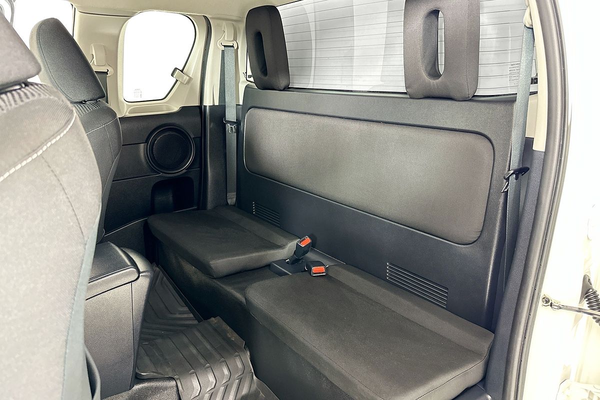 2021 Toyota HILUX SR (4x4) GUN126R 4X4